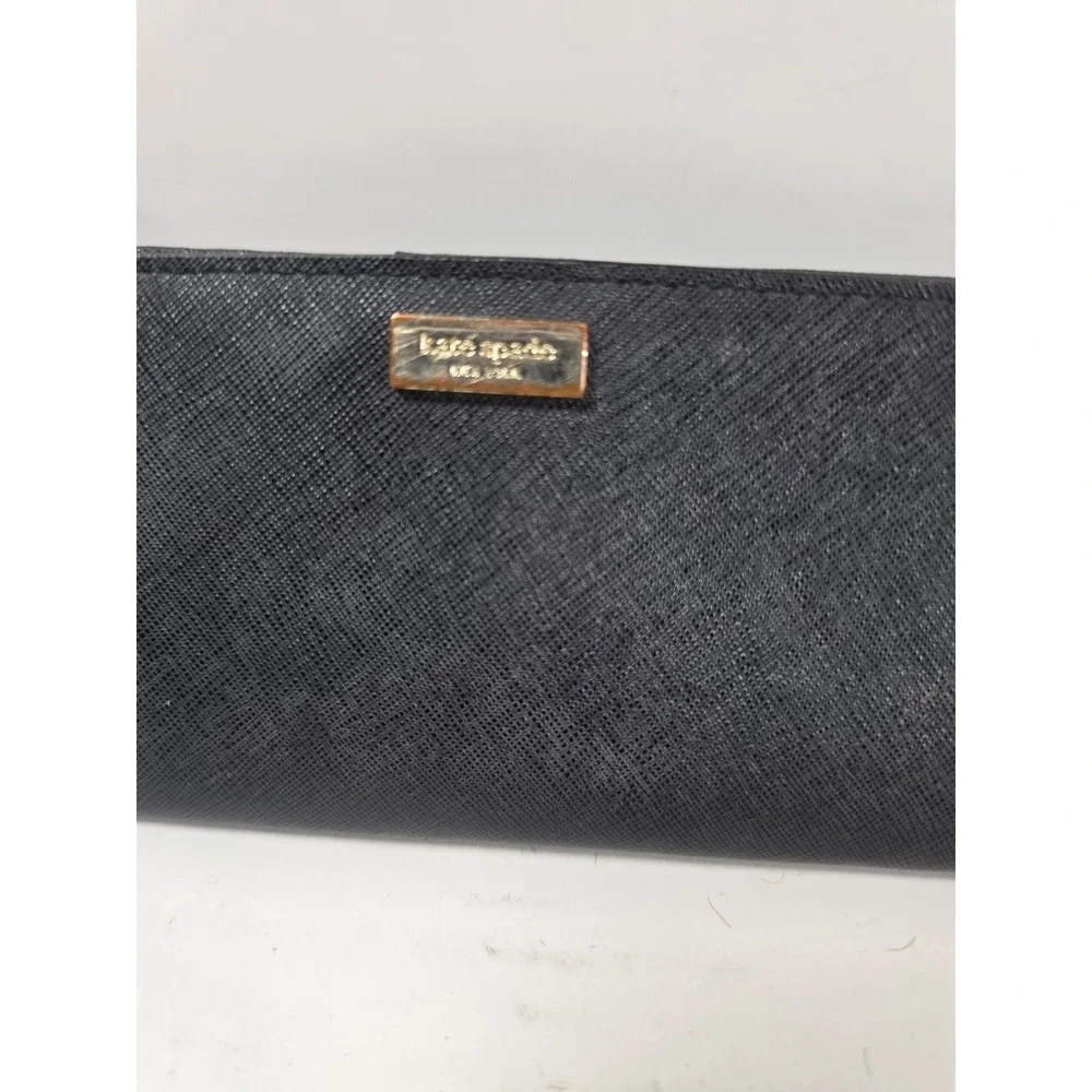 Kate Spade Black Snap wallet.  Medium size.  Great condition.